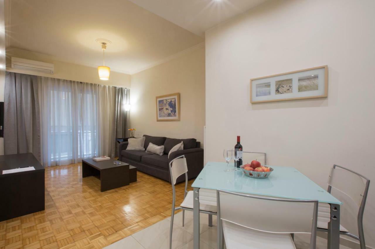 Apartment At Koukaki, 150M From The Metro By Yha เอเธนส์ ภายนอก รูปภาพ