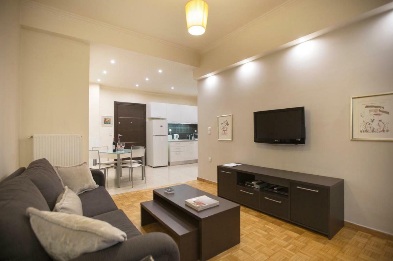 Apartment At Koukaki, 150M From The Metro By Yha เอเธนส์ ภายนอก รูปภาพ